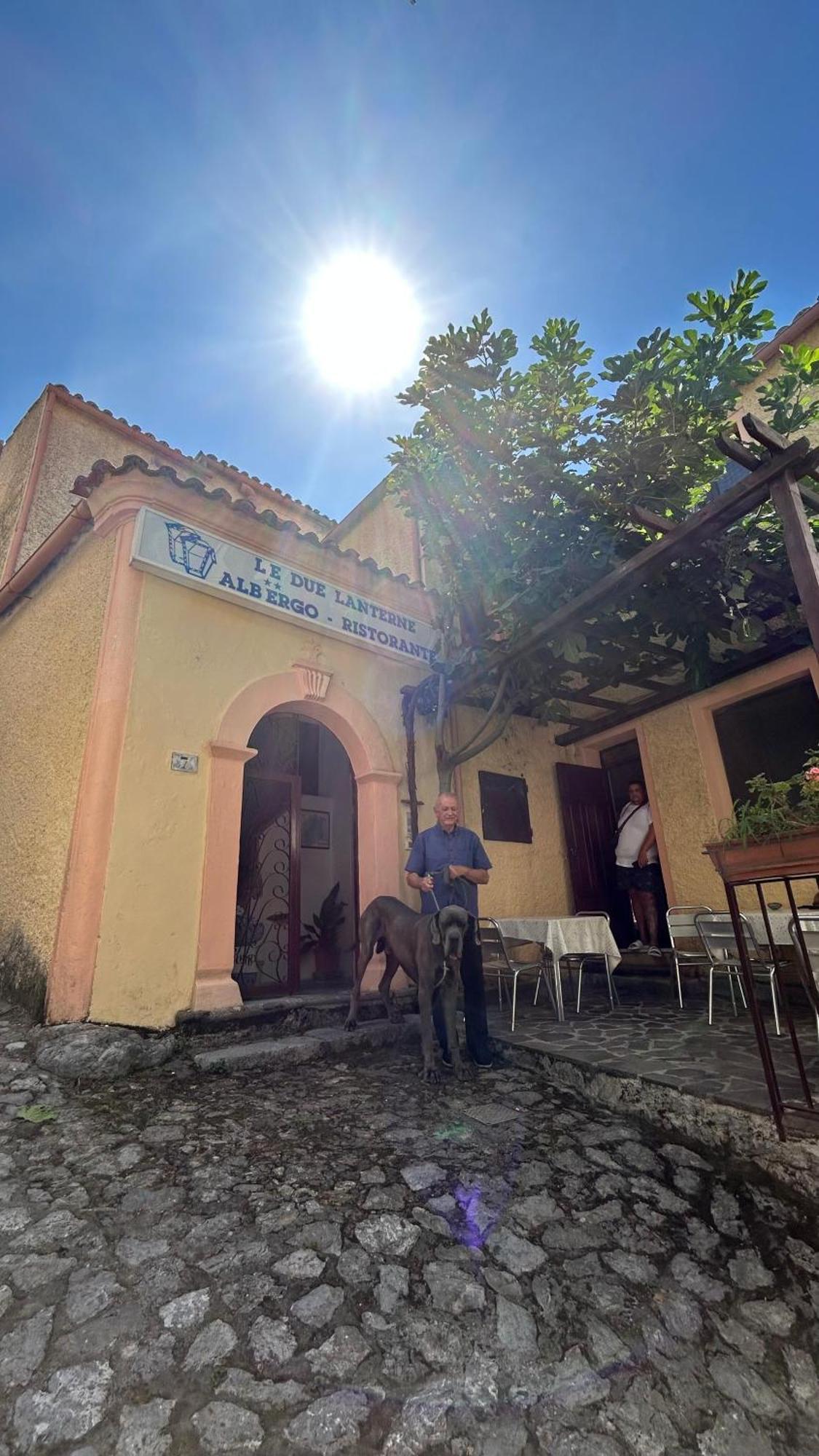 Hotel Le Due Lanterne Aieta Exteriér fotografie