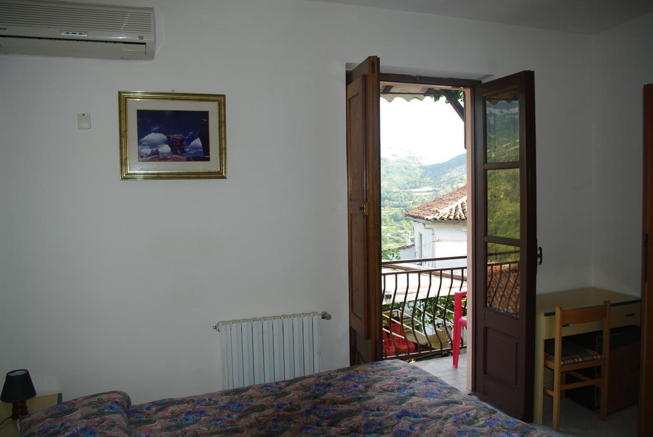 Hotel Le Due Lanterne Aieta Exteriér fotografie